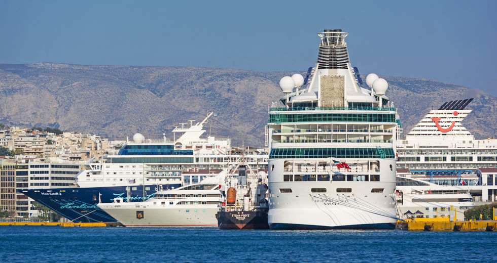Και οι δικηγόροι Πειραιά κατά της επέκτασης για κρουαζιερόπλοια