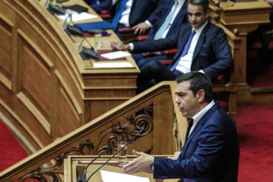 Αλλαξαν οι ρόλοι, χαμήλωσαν οι τόνοι
