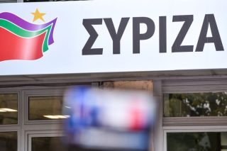 Στα χαρακώματα της αντιπολίτευσης