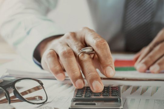 Αυστηρές συστάσεις από Ε.Ε. με το «καλημέρα» της νέας κυβέρνησης