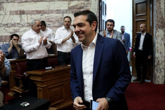 Δυναμική αντιπολίτευση χωρίς φωνές και ξόρκια