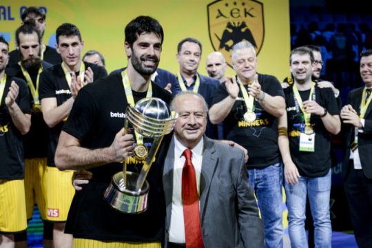 Παρελθόν για την ΑΕΚ, ο αρχηγός της Ντούσαν Σάκοτα