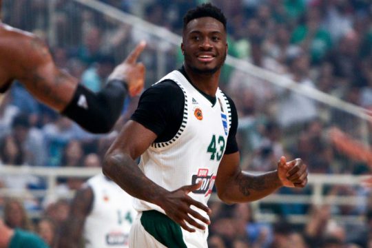 Κι επισήμως Antetokounmpros στους Μπακς