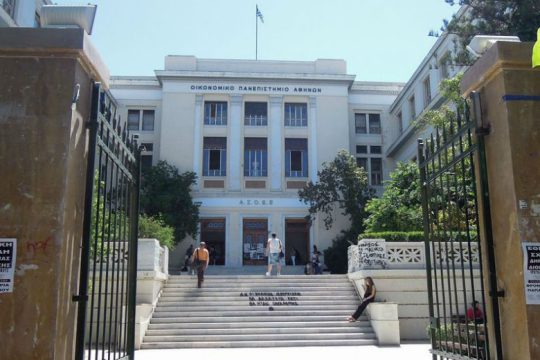 Πρέπει να μιλήσουμε σοβαρά για το άσυλο