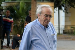 Εκτός παρενθέσεως!