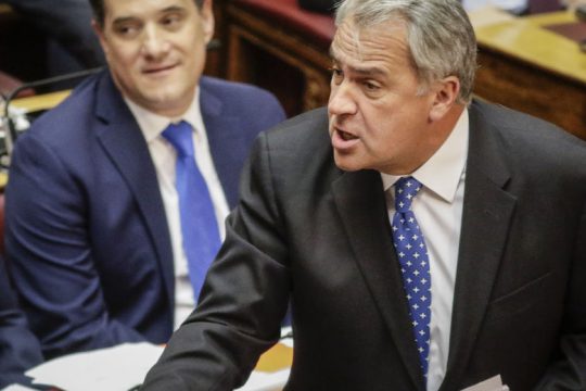 Κρητικός αγωνιστής σε ΠτΔ: «Δεν μπορώ να γιορτάσω τη Δημοκρατία με Βορίδη, Γεωργιάδη