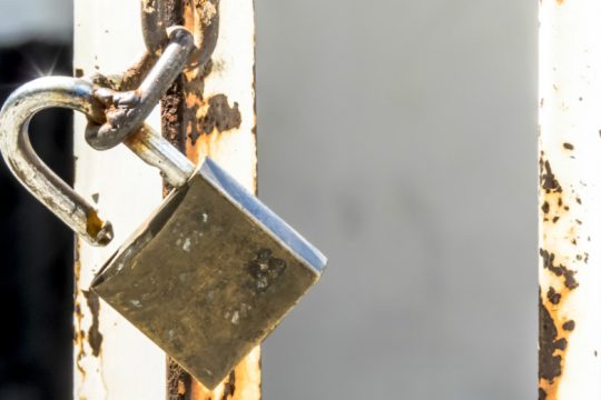 Αιματηρές συγκρούσεις συμμοριών στις βραζιλιάνικες φυλακές