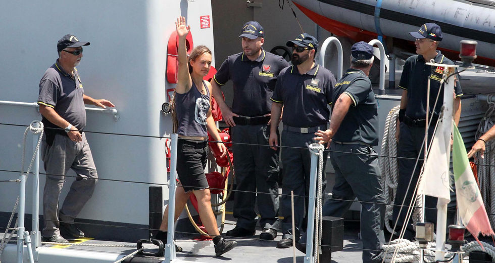 Καρόλα Ρακέτε: «Να σώζει τους απελπισμένους της θάλασσας η Ε.Ε.»