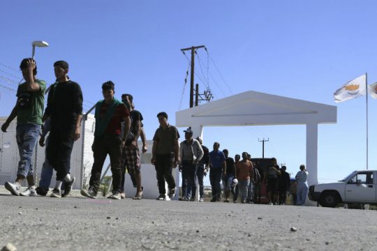 Είναι η Κύπρος η νέα Λαμπεντούζα;