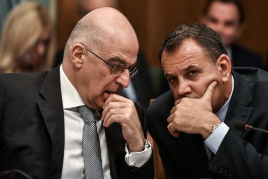 Κυβερνητικά μηνύματα προς την Τουρκία