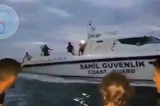 Τα βίντεο δείχνουν επαναπροώθηση προσφύγων
