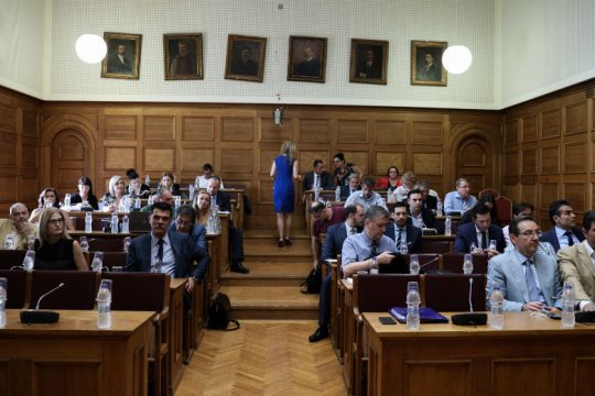 Μαζική επίθεση φορέων κατά του συγκεντρωτικού νομοσχεδίου