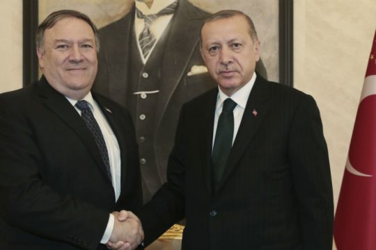 «Πόλεμος» δηλώσεων για S-400 και F-35