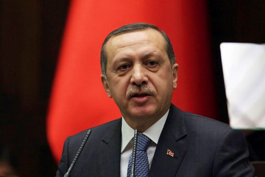 Ο Ερντογάν… ζει και βασιλεύει