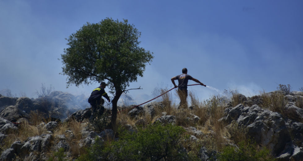 Σε ύφεση η πυρκαγιά στον Κιθαιρώνα