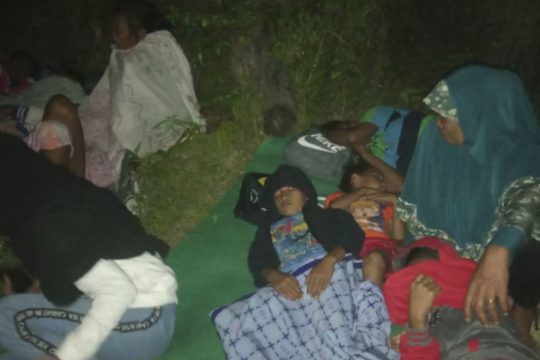 Ινδονησία: Μεγάλες ζημιές και τουλάχιστον 2 νεκροί από τα 7,3 Ρίχτερ