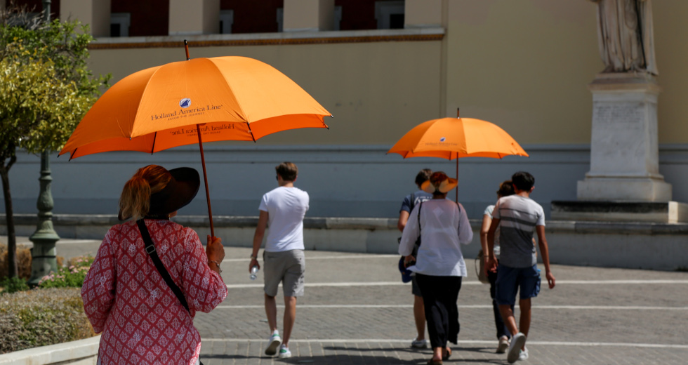 Ζέστη και άστατος καιρός στα βόρεια