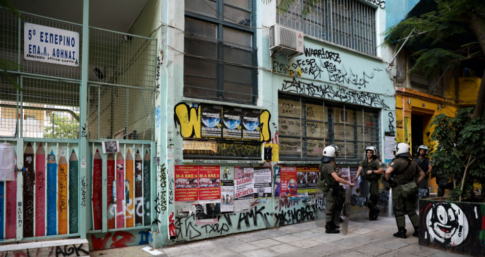 Επανάληψη εκλογών στα Εξάρχεια μετά την αρπαγή της κάλπης