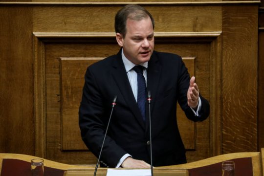Καραμανλής: Δεν θα δεχθούμε τετελεσμένα από την Αττική Οδό