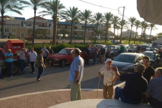 Κατάληψη στο Δημαρχείο Πλατανιά για το οδικό δίκτυο στα Μεσκλά