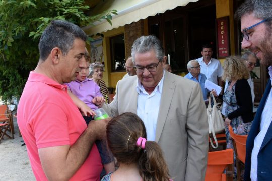 Το ΚΚΕ κοντά στον λαό