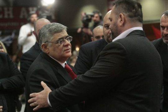 Αποχωρούν Λαγός και Κούζηλος, υπό διάλυση η Χρυσή Αυγή
