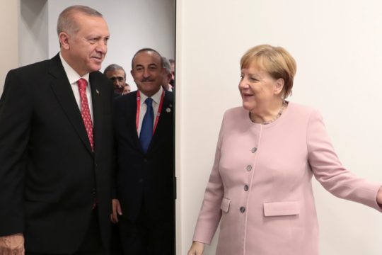 Οι κυρώσεις, κυρώσεις και οι πωλήσεις όπλων, πωλήσεις