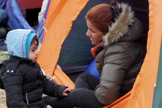 Ανθρωποι εξαρτημένοι από επιδόματα και προνοιακές παροχές