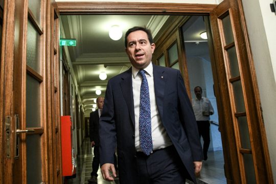 Μπλε! Μπλε μπλε μπλε…