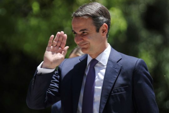 Τηλεφωνική επικοινωνία Μητσοτάκη – Τραμπ