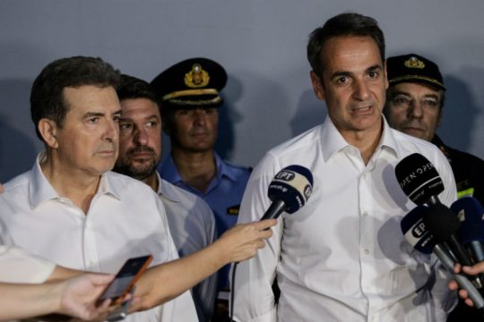 Πρώτο μέλημα οι ζωές και οι περιουσίες των πολιτών