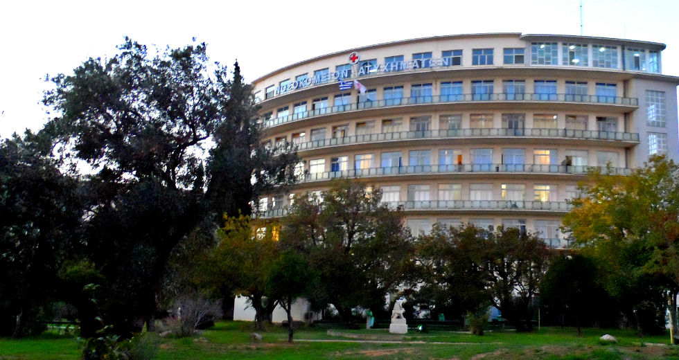 Τραυματισμός εργαζόμενου στα ναυπηγεία Σκαραμαγκά