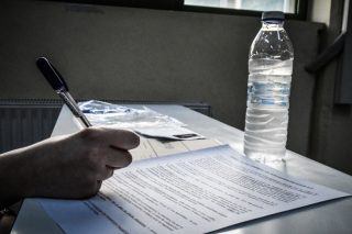 Πτώση σε Ιατρικές και Πολυτεχνείο