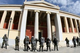 Η συζήτηση για το άσυλο άνοιξε πριν καν φέρει νομοσχέδιο η Ν.Δ.