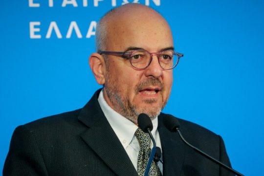 «Χρήμα στις τράπεζες και πιστοληπτική γραμμή α λα Στουρνάρα»