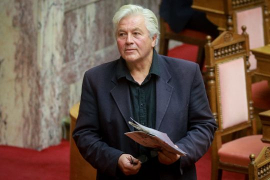 Συνεχίζεται η μάχη της ψήφου για Παπαχριστόπουλο – Κουρουμπλή