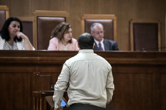 Πώς η Χρυσή Αυγή κάλυψε τον Πατέλη μετά τη δολοφονία Φύσσα