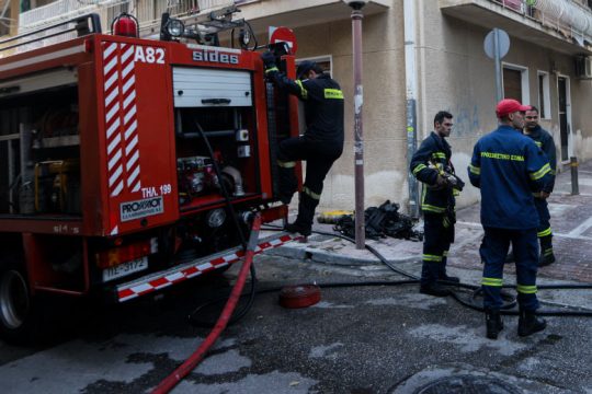Γυναίκα τραυματίστηκε σε τροχαίο στη Γλυφάδα