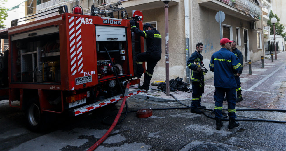 Γυναίκα τραυματίστηκε σε τροχαίο στη Γλυφάδα