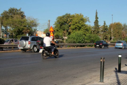 Δύο τραυματίες από τροχαίο στην παραλιακή 