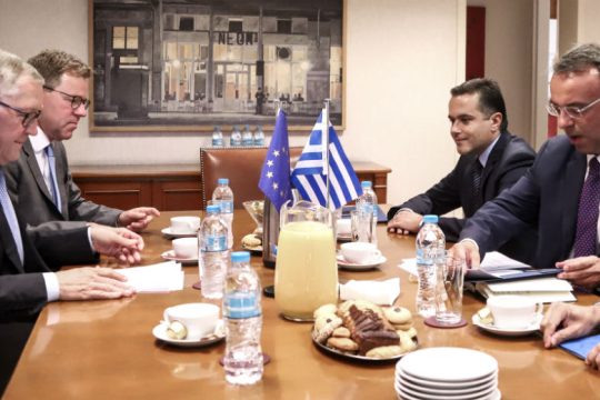 Πρώτη συνάντηση Σταϊκούρα με Ρέγκλινγκ