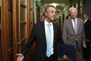 Οι υποσχέσεις φέρνουν γκρίνιες