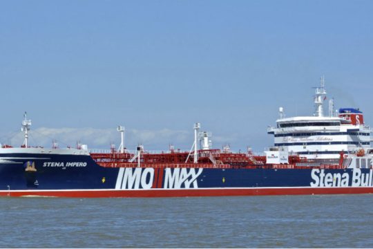 Το Ιράν κατέσχεσε δύο βρετανικά τάνκερ στον Περσικό