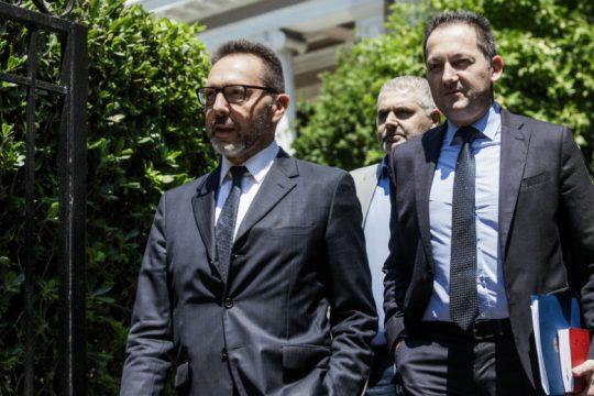 Επιστροφή του Γ. Στουρνάρα στο Μέγαρο Μαξίμου