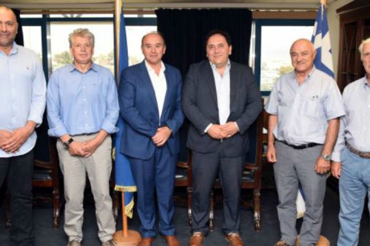 Συνάντηση του Συνδέσμου Ελλήνων Βατραχανθρώπων με τον γ.γ. λιμένων