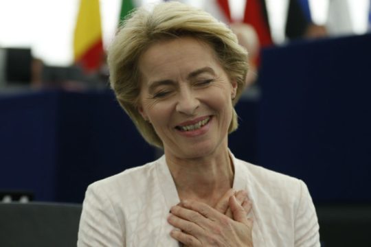 Πρόεδρος χωρίς… λαό η Ούρσουλα φον ντερ Λάιεν