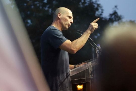 Βαρουφάκης κατά της «παρασιτικής ολιγαρχίας των τραπεζιτών και των κερδοσκόπων»
