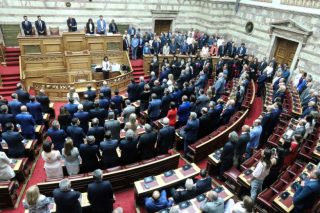 Το πανηγύρι της ορκωμοσίας στη Βουλή