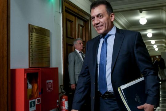 Εμπόδια με το καλημέρα σε ξένους υπηκόους για την απόδοση ΑΜΚΑ