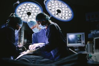 Μετεκπαίδευση στο «ξέφραγο αμπέλι» του Ιπποκράτειου